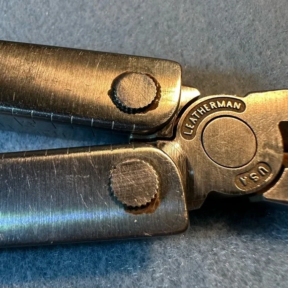 Vintage Leatherman Multi-Tool - Picture 9 of 16